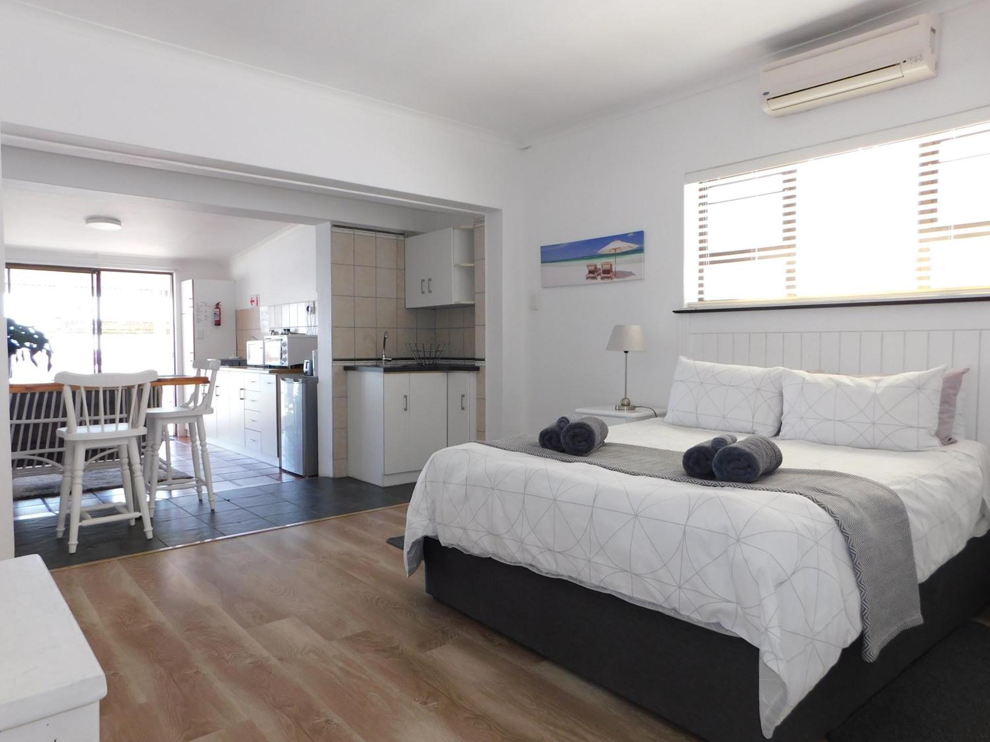 Rivertides Self Catering Guest House Velddrif Exterior photo