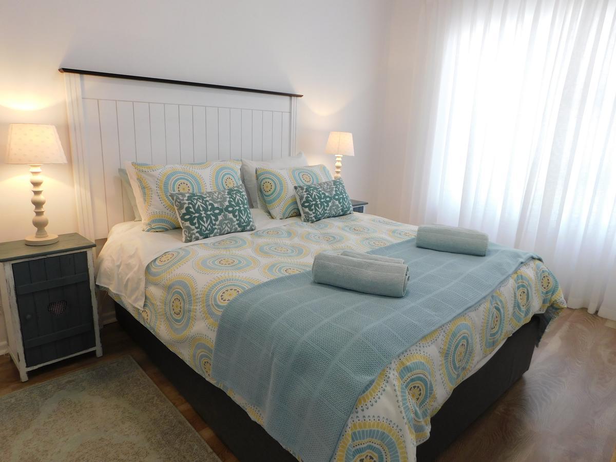 Rivertides Self Catering Guest House Velddrif Exterior photo